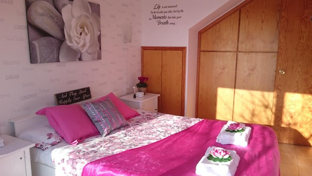 The Villa Sunlight Sitges Room photo
